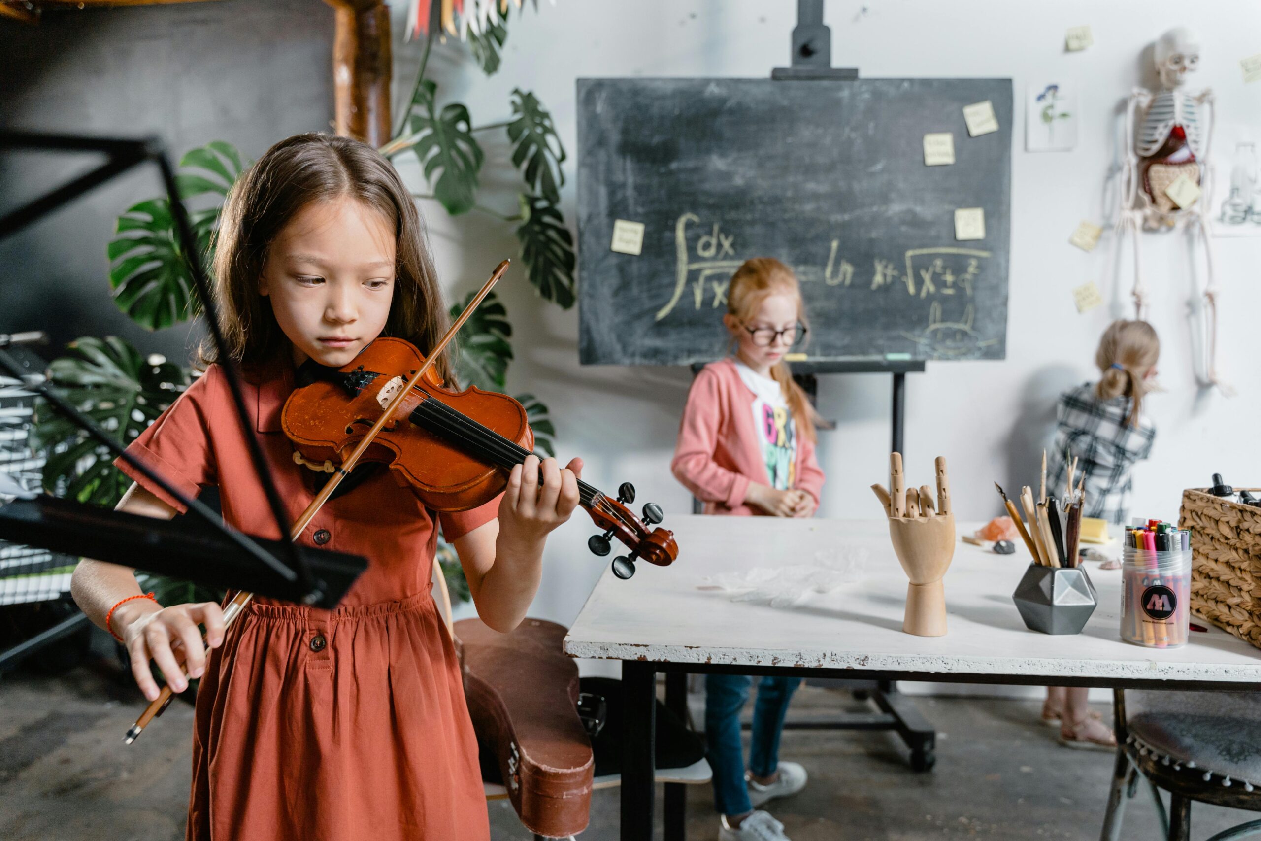 Performing- Arts- class -